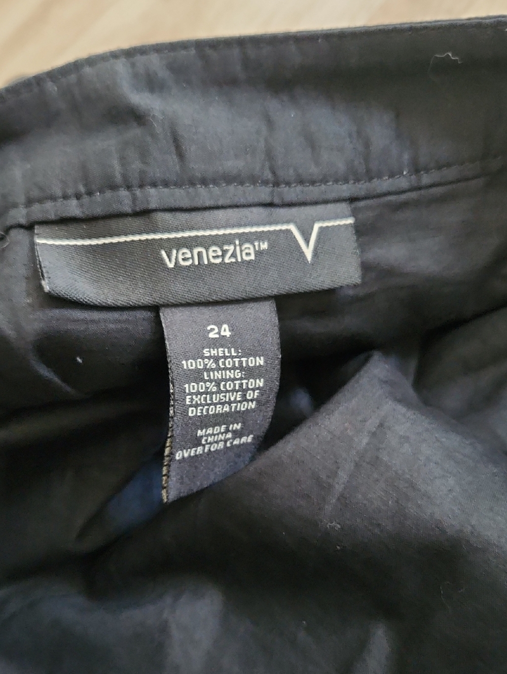 Venezia Black Skater Skirt with Cream Floral Appliqué - Picture 2 of 5